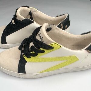 Zodiac Cream and Yellow Casual Shoes